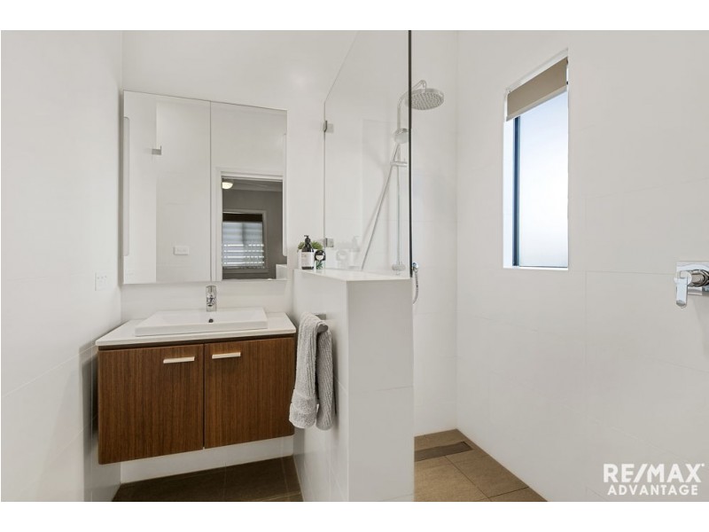 74 Ryder Street, Wynnum QLD 4178