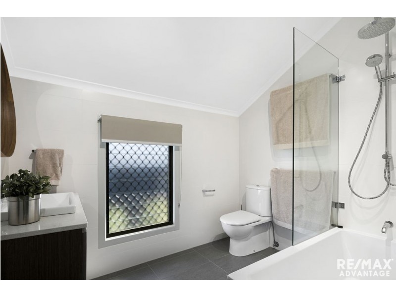 74 Ryder Street, Wynnum QLD 4178