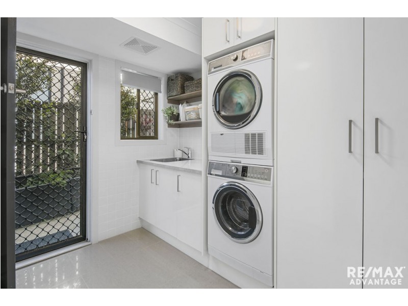 74 Ryder Street, Wynnum QLD 4178