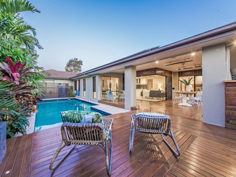 64 Brokenwood Circuit, Gumdale QLD 4154