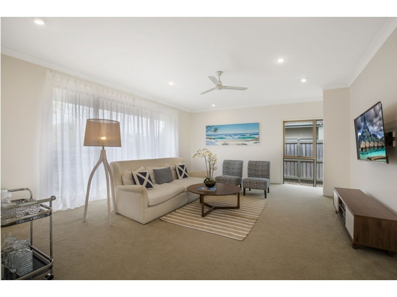 17 Mossvale Drive, Wakerley QLD 4154