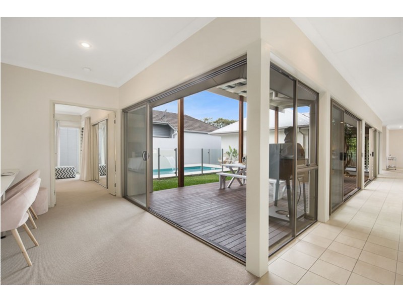 17 Mossvale Drive, Wakerley QLD 4154