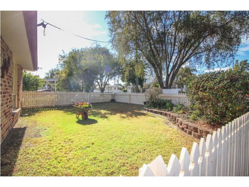 105 Besham Pde, Wynnum QLD 4178