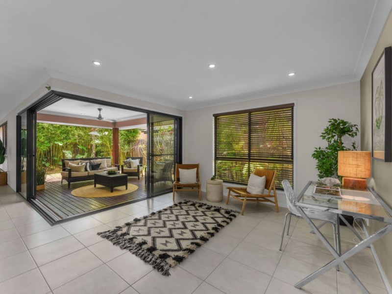 19 Higgs Circuit, Wynnum West QLD 4178