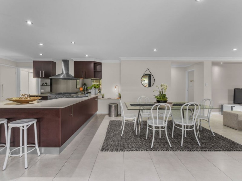 19 Higgs Circuit, Wynnum West QLD 4178