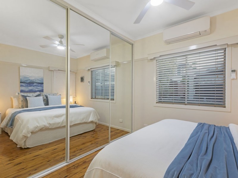 20 Earl Parade, Manly QLD 4179