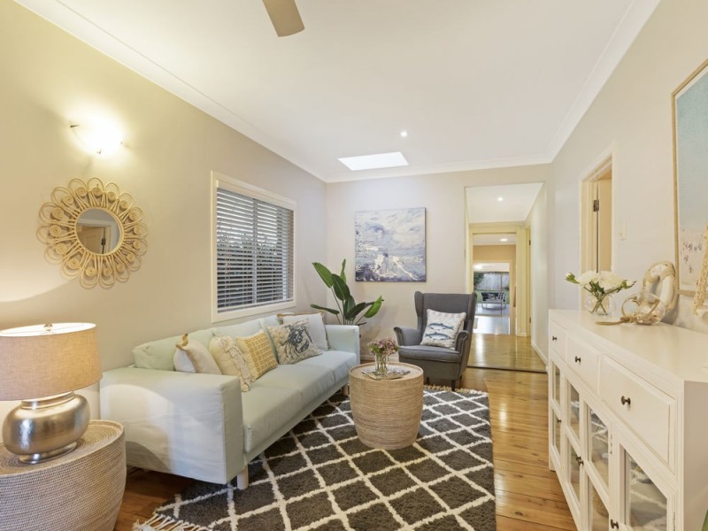 20 Earl Parade, Manly QLD 4179