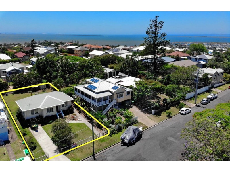 13 Haylock Street, Wynnum QLD 4178