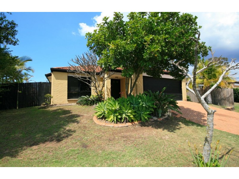 13 Ursula Place, Wynnum West QLD 4178