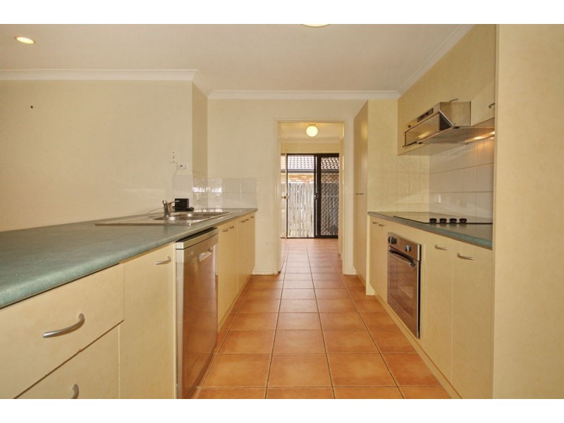 13 Ursula Place, Wynnum West QLD 4178