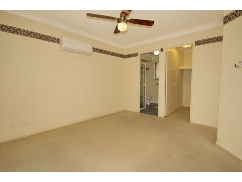 13 Ursula Place, Wynnum West QLD 4178