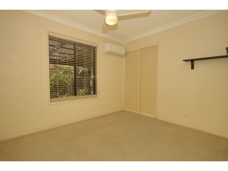 13 Ursula Place, Wynnum West QLD 4178