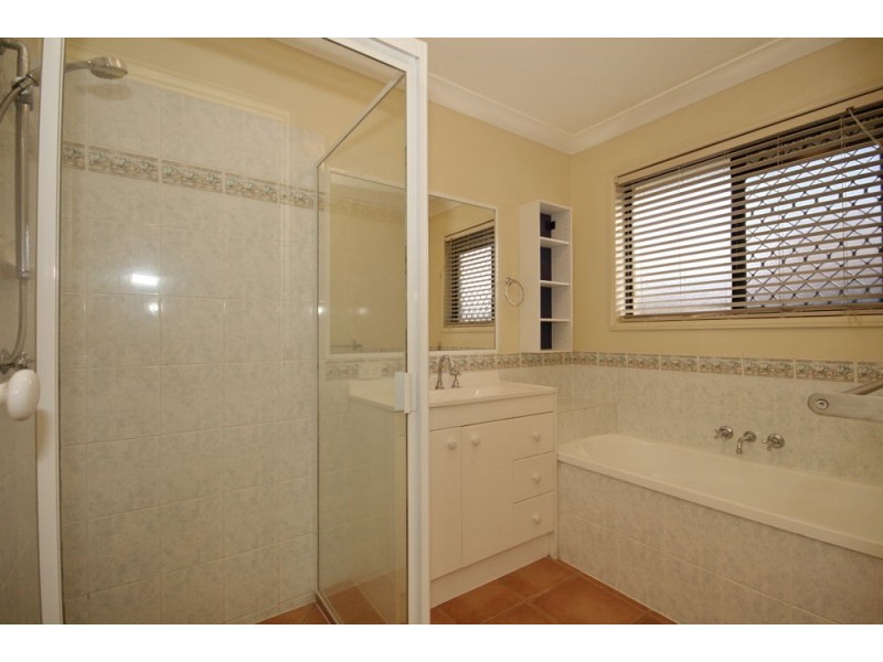 13 Ursula Place, Wynnum West QLD 4178