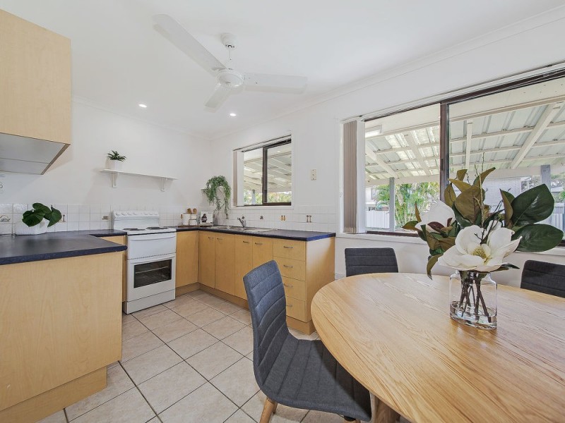 10 Mamala Street, Birkdale QLD 4159