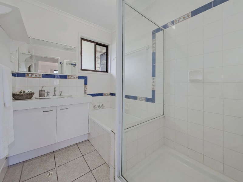 10 Mamala Street, Birkdale QLD 4159