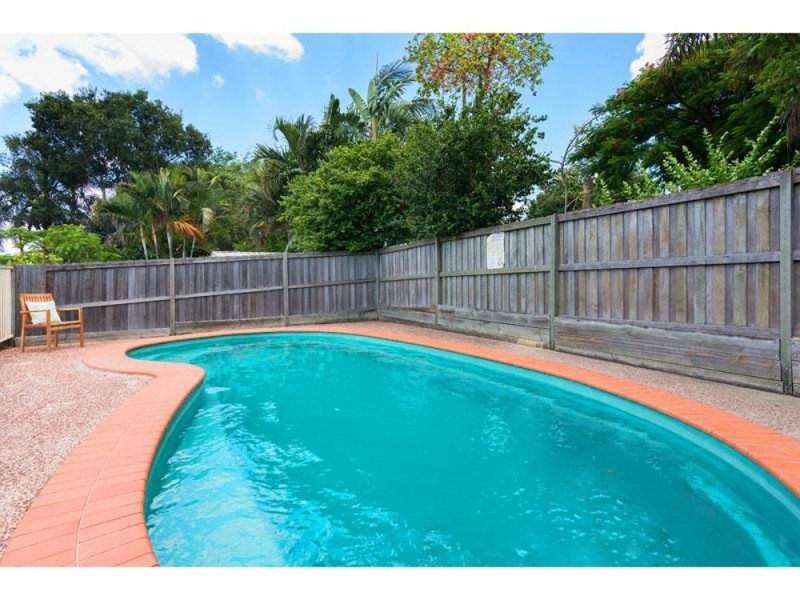 3 Kamarin Street, Manly West QLD 4179