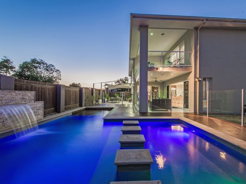 118 Brokenwood Circuit, Gumdale QLD 4154