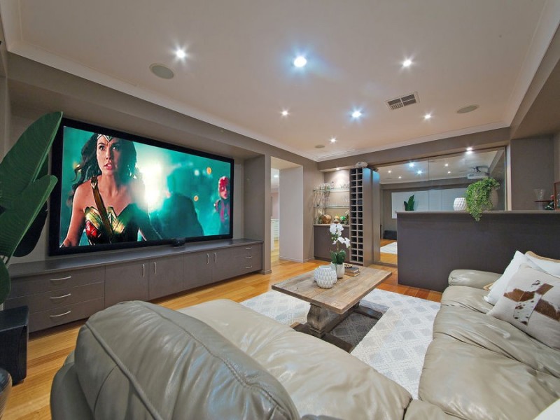 118 Brokenwood Circuit, Gumdale QLD 4154