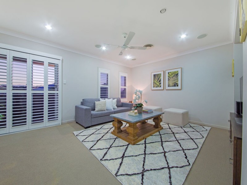 118 Brokenwood Circuit, Gumdale QLD 4154