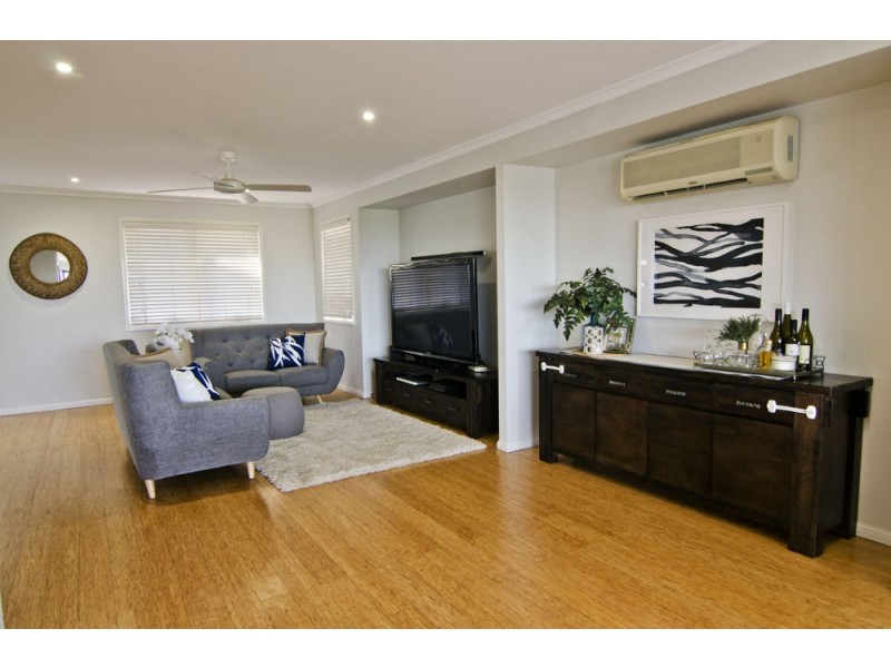 110 Raeburn Street, Manly West QLD 4179