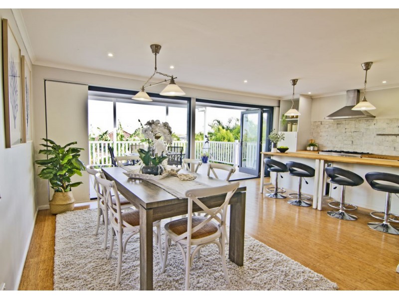 110 Raeburn Street, Manly West QLD 4179