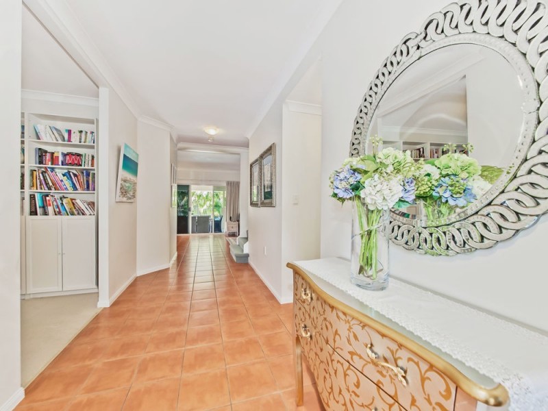 107 Hargreaves Road, Manly West QLD 4179