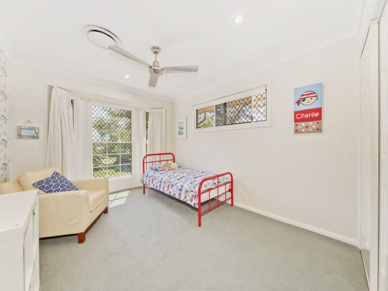 107 Hargreaves Road, Manly West QLD 4179
