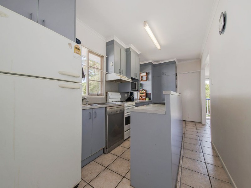 34 Bellew Street, Wynnum QLD 4178