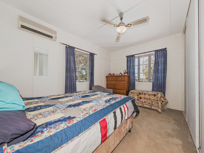 34 Bellew Street, Wynnum QLD 4178