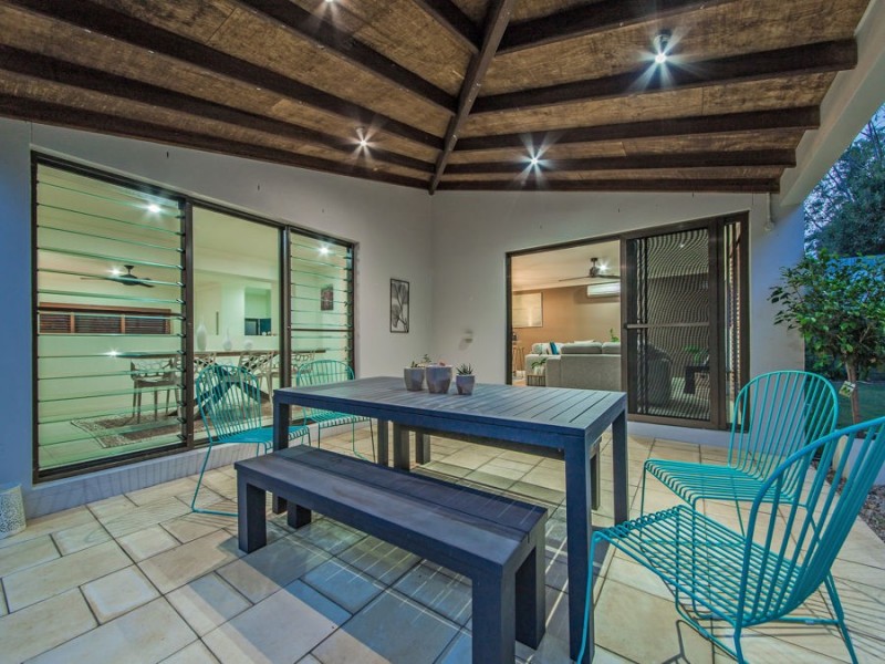 17 Hepburn Close, Wakerley QLD 4154
