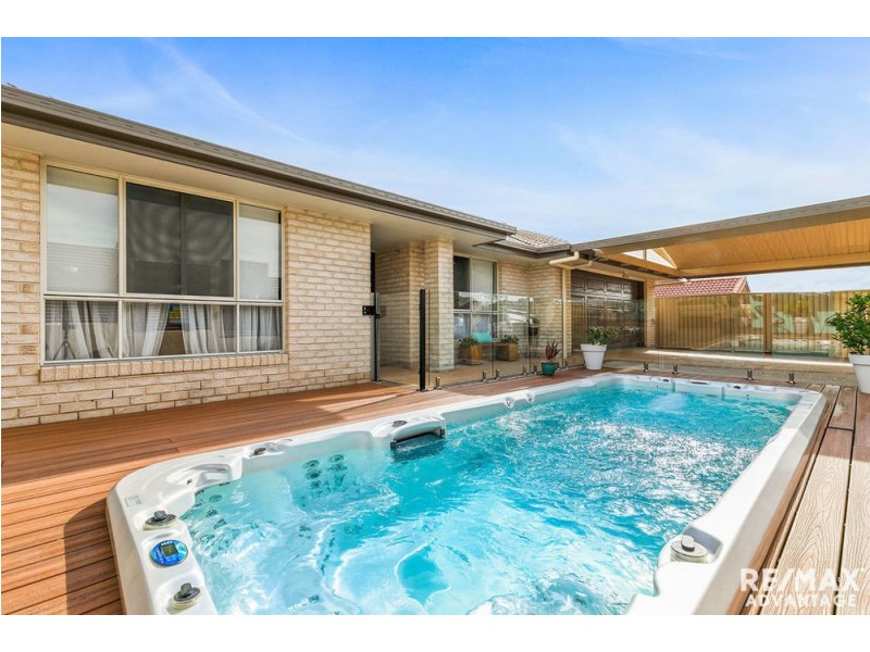 10 Jessielea Street, Wynnum West QLD 4178
