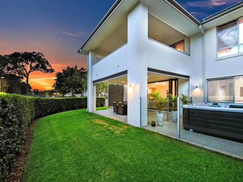 44 Feathertail Place, Wakerley QLD 4154