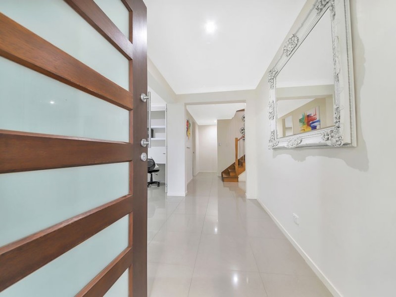 44 Feathertail Place, Wakerley QLD 4154