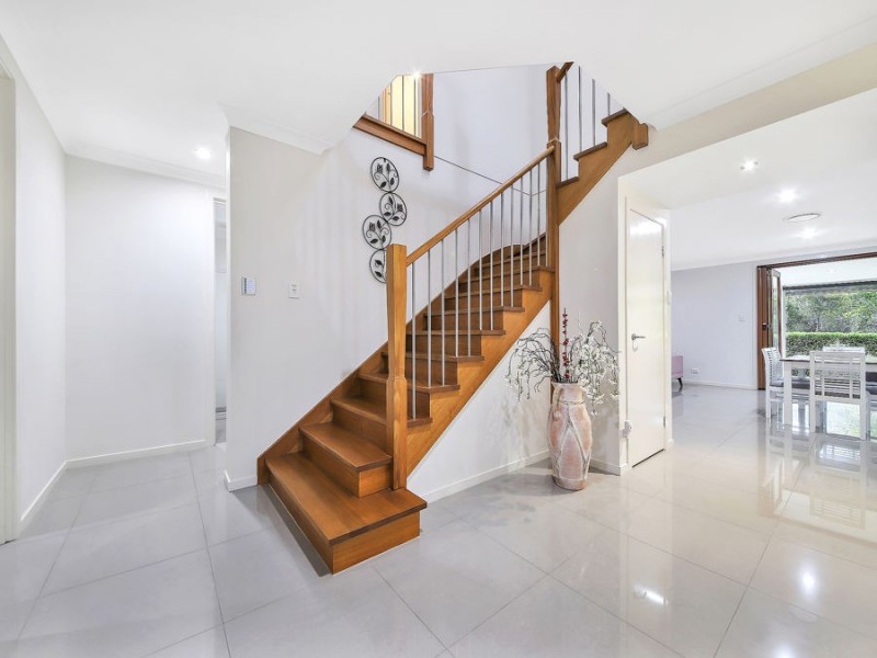 44 Feathertail Place, Wakerley QLD 4154