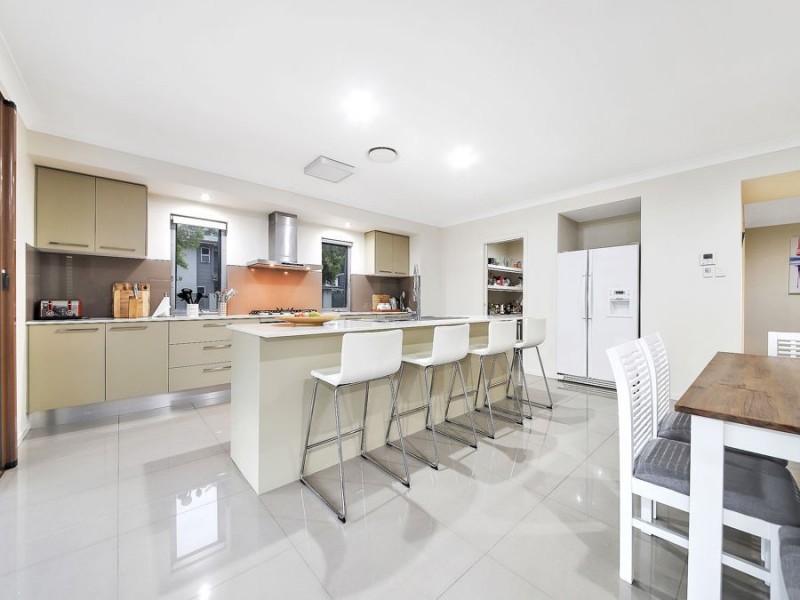 44 Feathertail Place, Wakerley QLD 4154