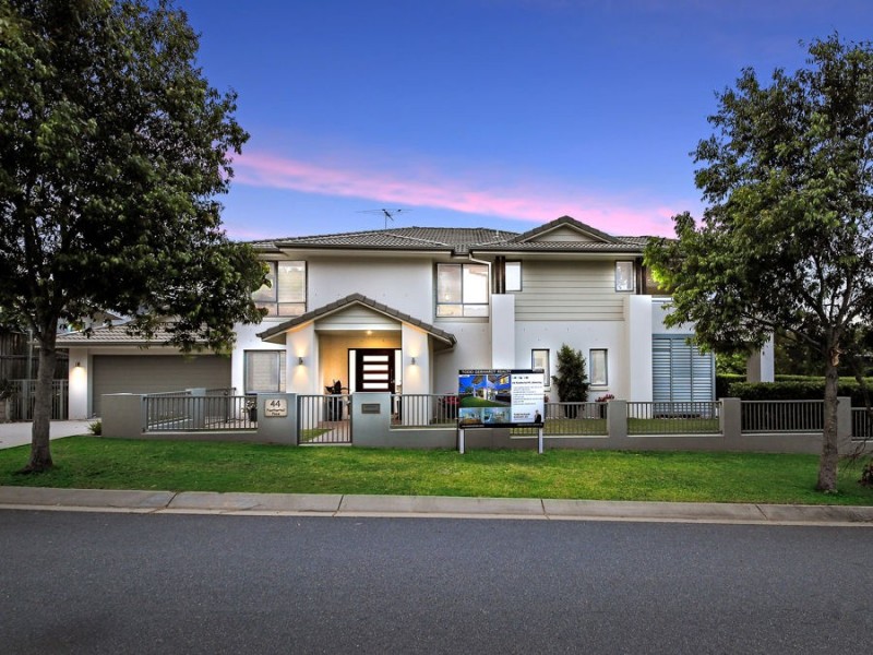 44 Feathertail Place, Wakerley QLD 4154