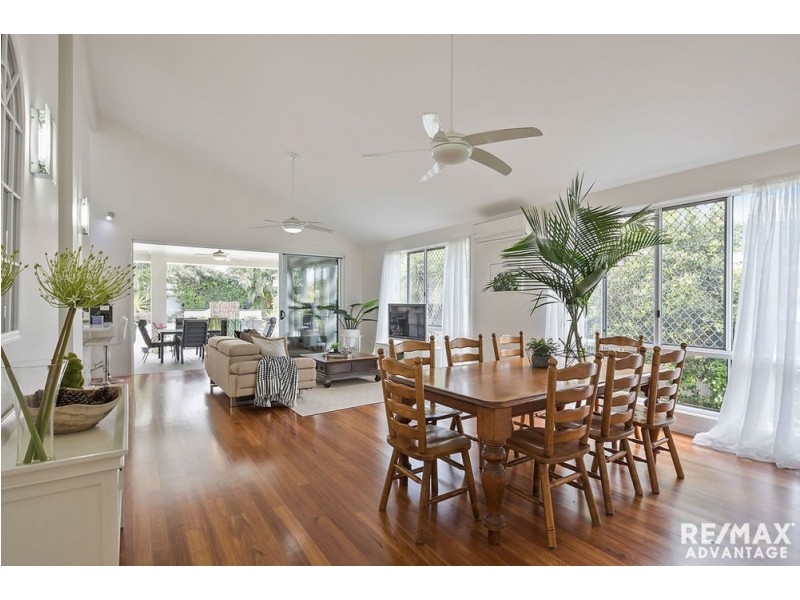 35 Davidson Street, Wynnum QLD 4178