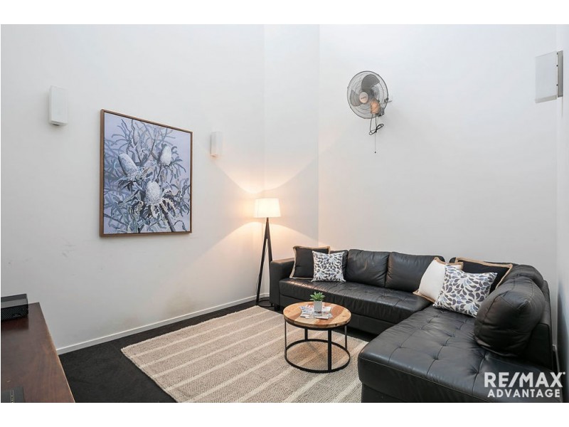 35 Davidson Street, Wynnum QLD 4178