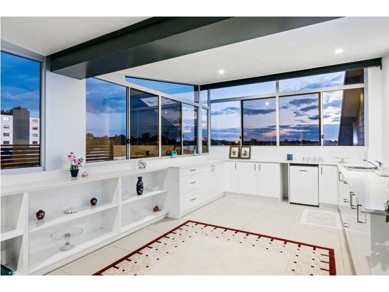 4/92 Akonna St, Wynnum QLD 4178