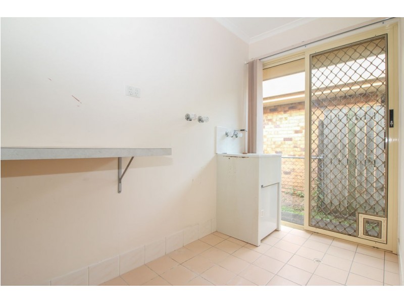 33 Outram St, Lota QLD 4179