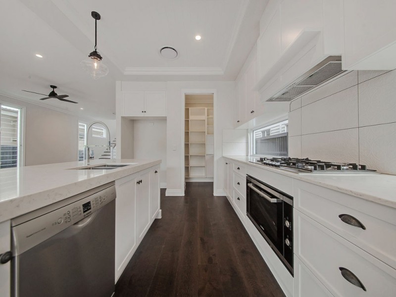 6 Sage Street, Carina QLD 4152