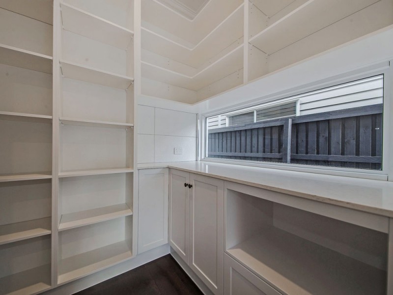 6 Sage Street, Carina QLD 4152