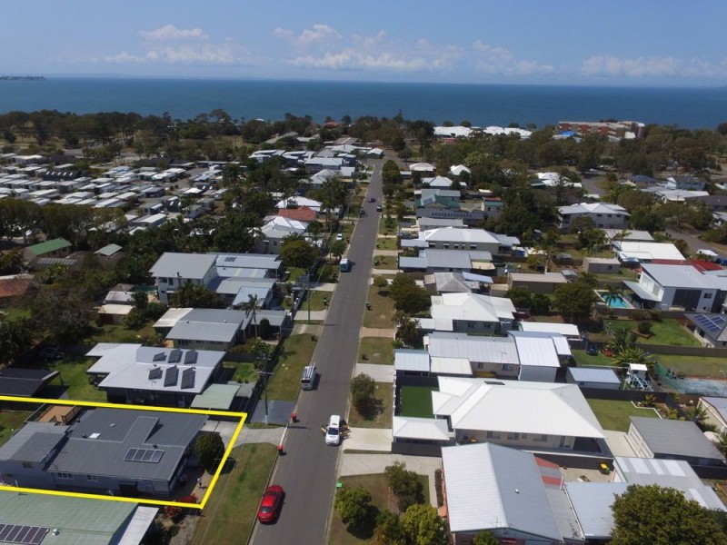 35 Twenty-third Avenue, Brighton QLD 4017