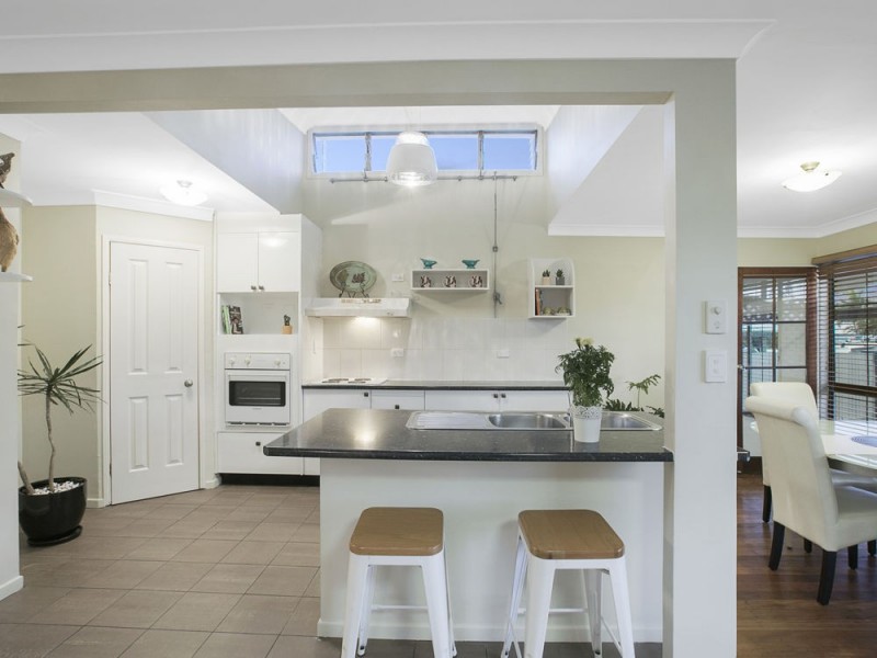 35 Twenty-third Avenue, Brighton QLD 4017