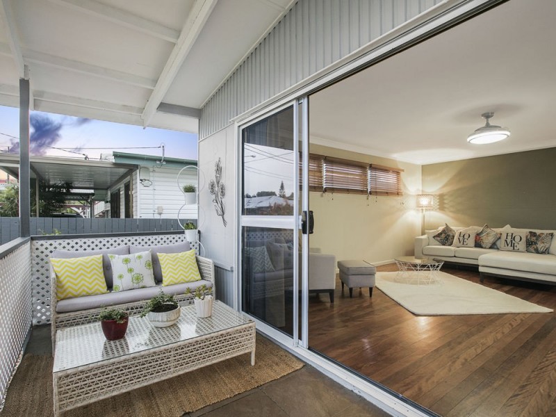 35 Twenty-third Avenue, Brighton QLD 4017