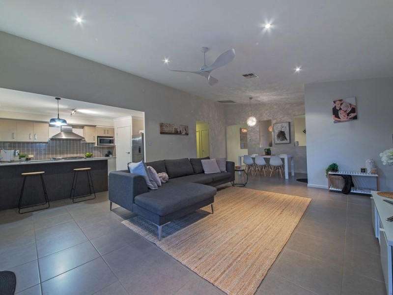 83 Gumdale Street, Wakerley QLD 4154