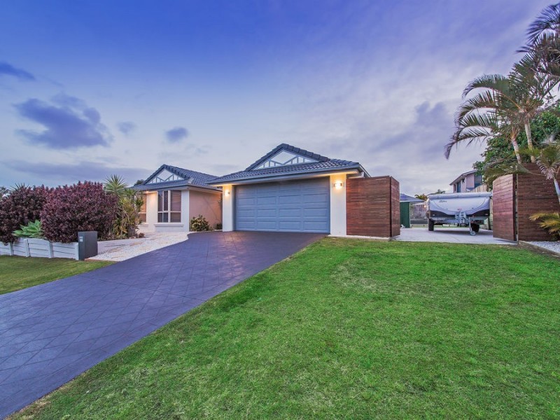 7 Joy Place, Wakerley QLD 4154