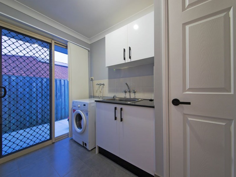 7 Joy Place, Wakerley QLD 4154