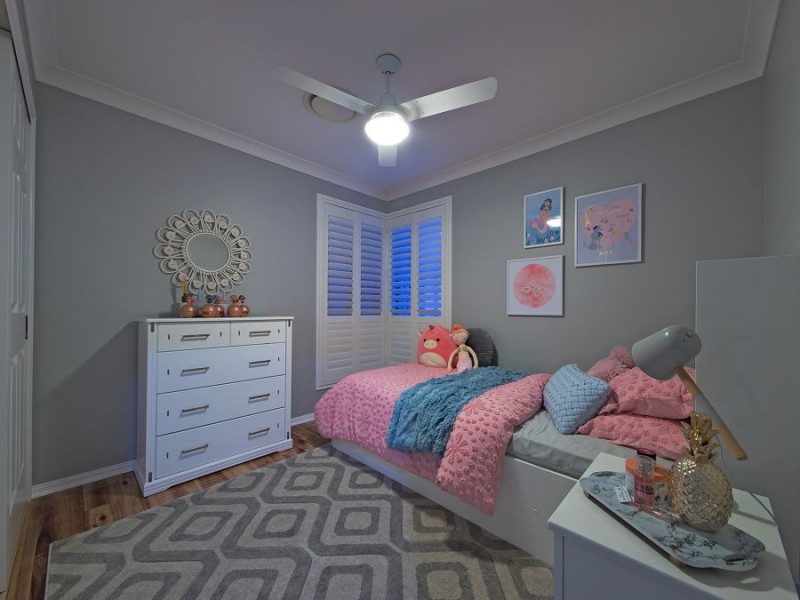 7 Joy Place, Wakerley QLD 4154