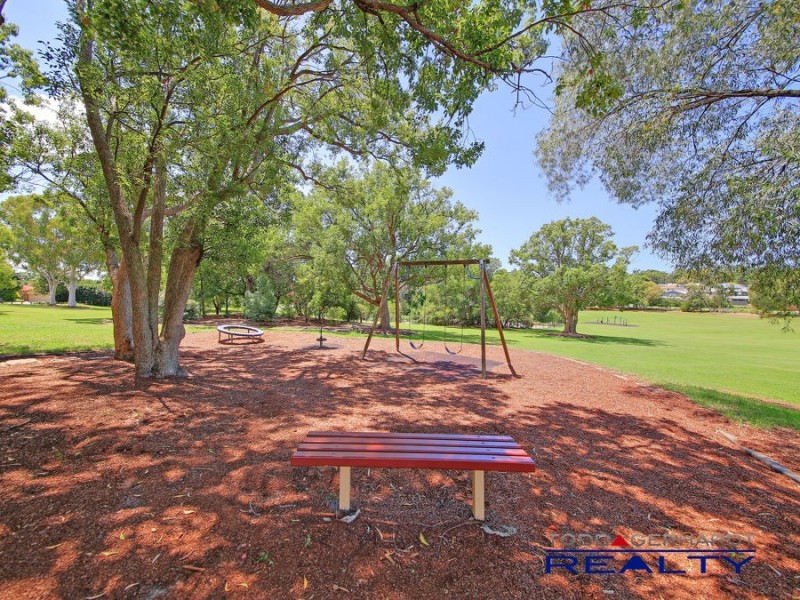 7 Joy Place, Wakerley QLD 4154